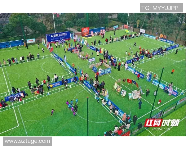 足球明星亲临助阵为孩子们带来意想不到的惊喜与快乐时刻