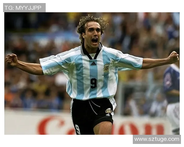 全球最著名的足球明星盘点及其辉煌成就与影响力分析